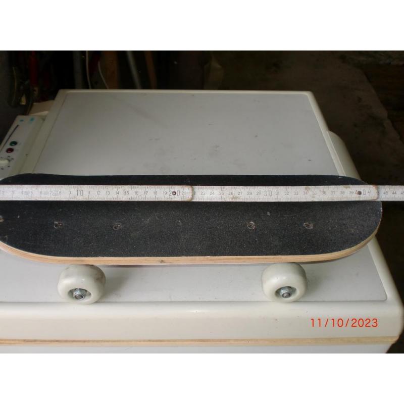 skate board klein model 45 cm in zeer goede staat