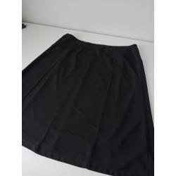 Zwarte rok merk Mayerline te koop. M 44