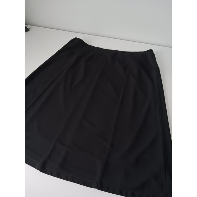 Zwarte rok merk Mayerline te koop. M 44